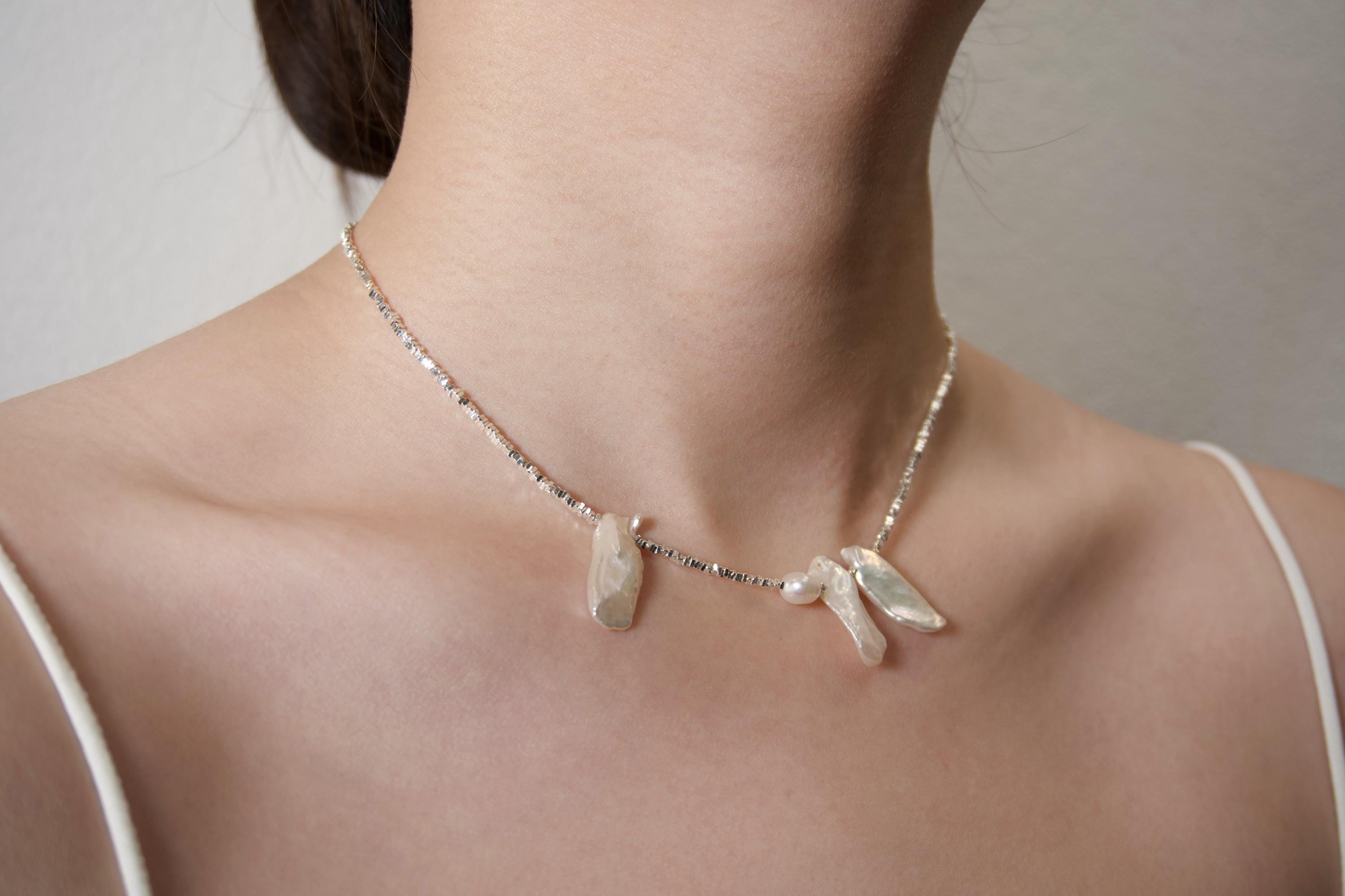 Silver Bead Necklace with Keshi Pearls